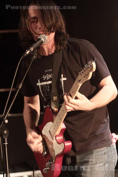 SEBADOH - 2013-10-24 - PARIS - La Maroquinerie - Jason Leary Loewenstein